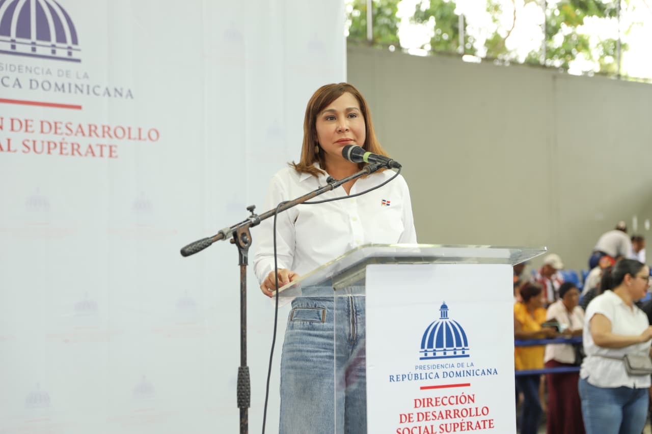 Supérate fortalece el diálogo territorial en las provincias de La Altagracia y San Pedro de Macorís, con escucha activa de 2,100 personas beneficiarias