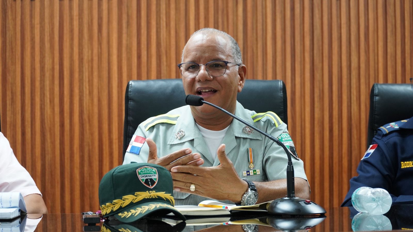 Director de la DIGESETT realiza recorrido en Las Terrenas y coordina acciones para fortalecer la seguridad vial previo Semana Santa