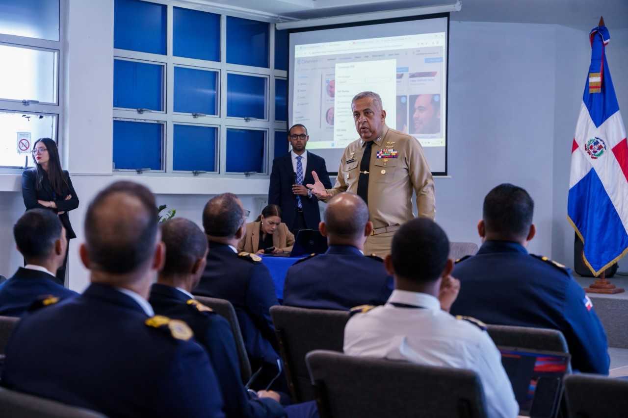 DGM fortalece capacidades de seguridad migratoria con tecnología avanzada de identificación