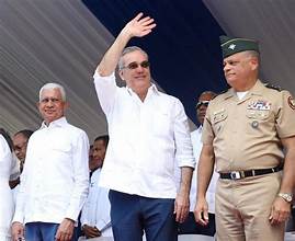 Gobierno suspende desfile militar del lunes 30 de marzo por austeridad.