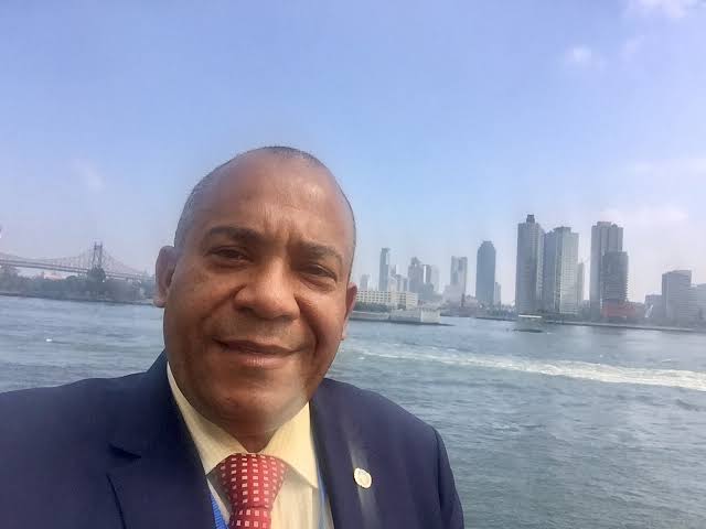 Editorial Santuario brilla en la Feria Regional del Libro y la Cultura en Santiago de los Caballeros  .