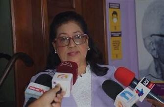 Cristina Lizardo Advierte sobre deserción escolar.