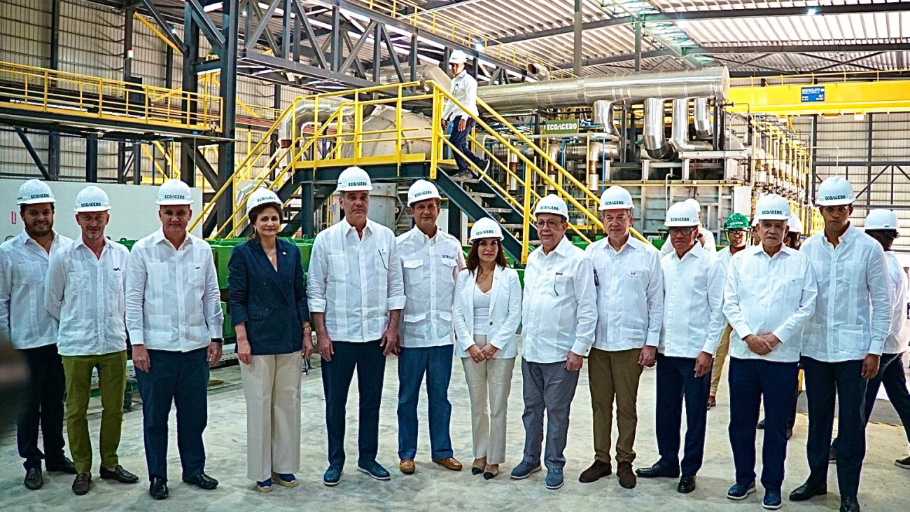 Manuel Estrella pondera estabilidad económica para la inversión.