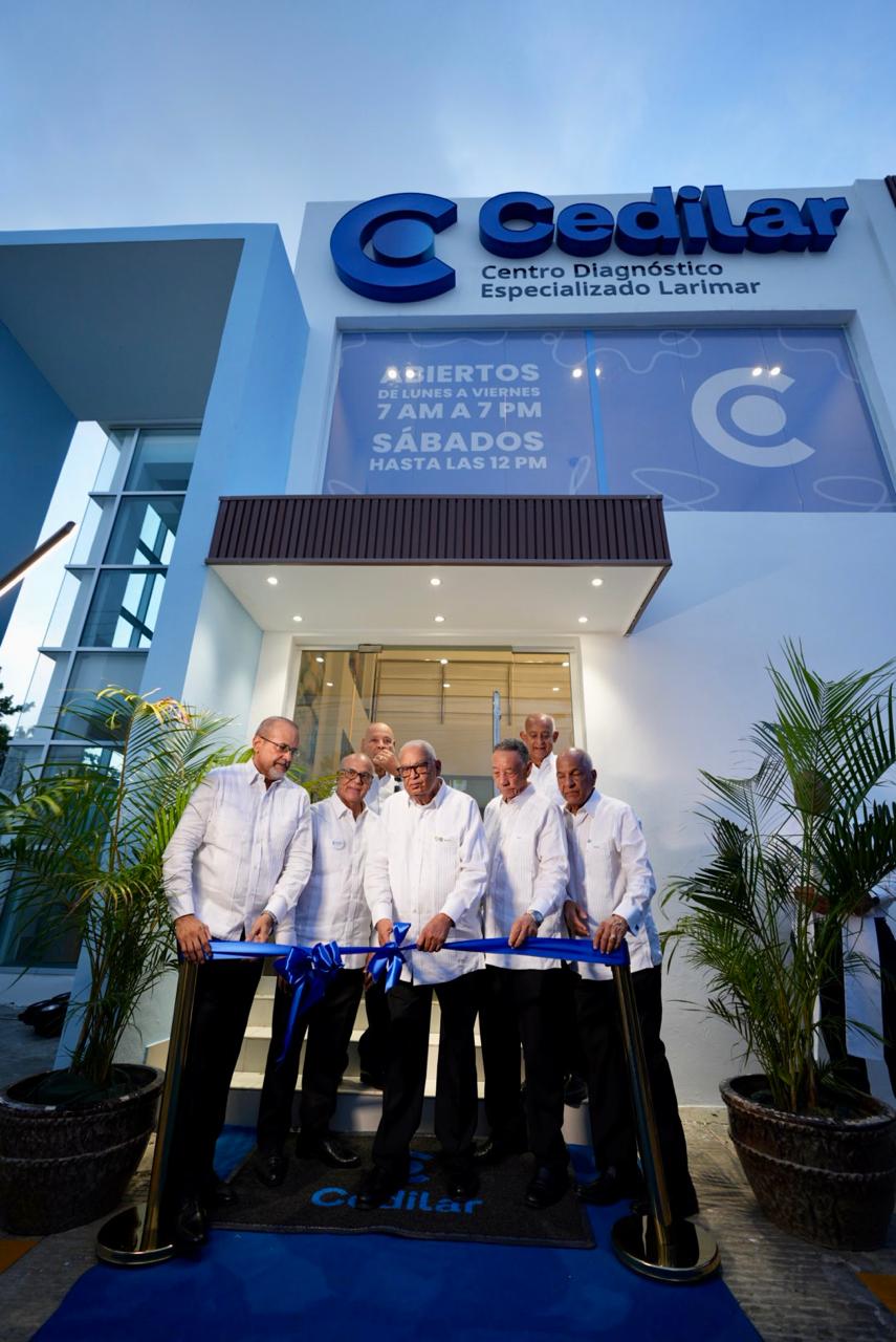 Barahona fortalece servicios de salud.