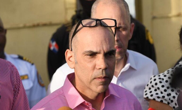 Mario Redondo Llenas al salir de Najayo ofrece declaraciones de su arrepentimiento por el horrendo crimen cometido.