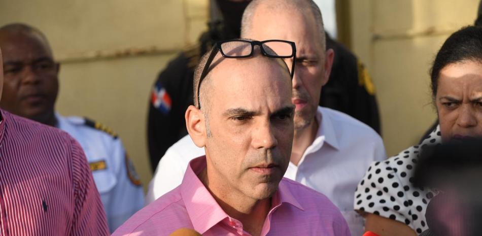 Mario Redondo Llenas al salir de Najayo ofrece declaraciones de su arrepentimiento por el horrendo crimen cometido.
