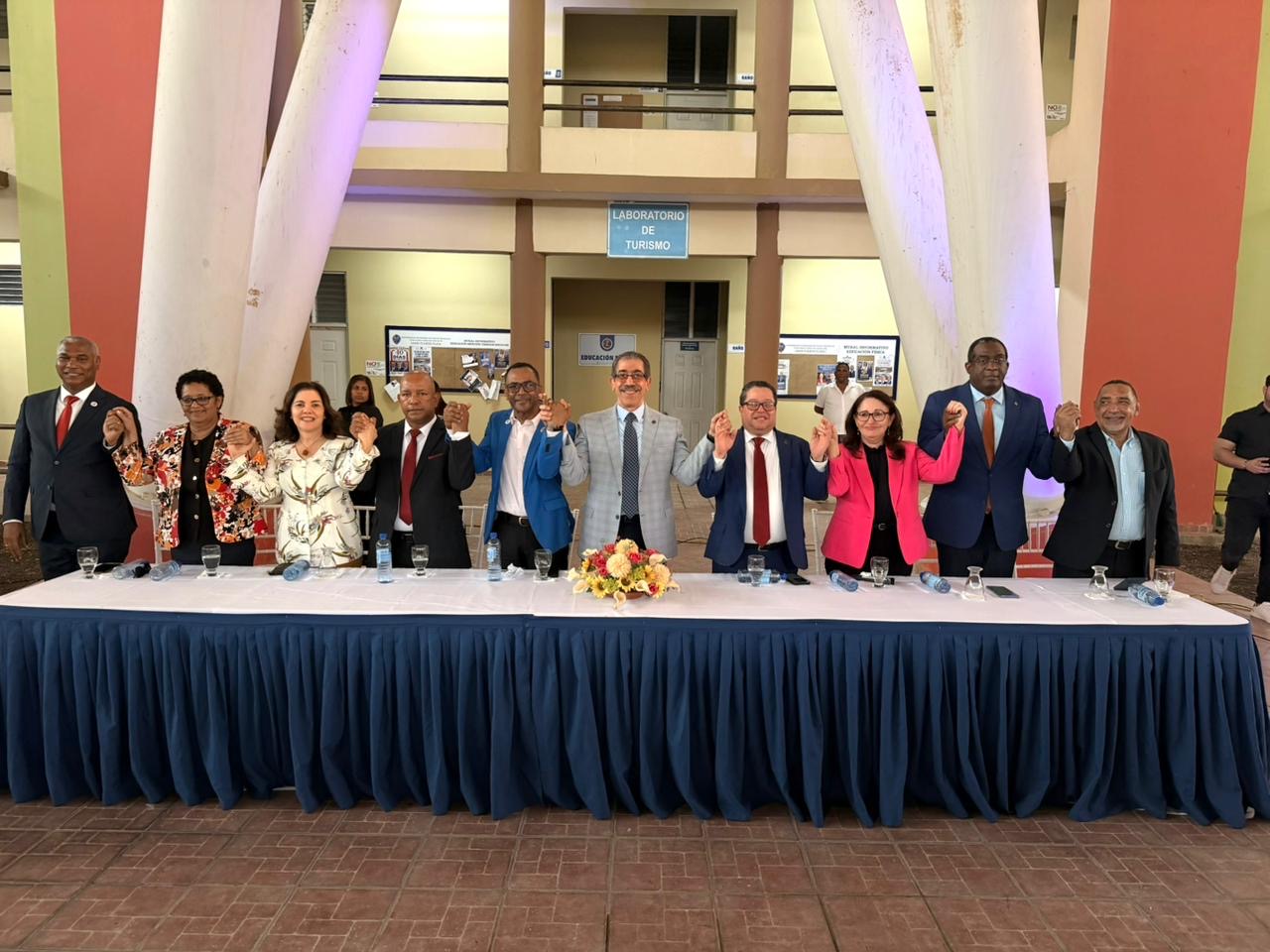 Puerto Plata se desborda con Asjana.