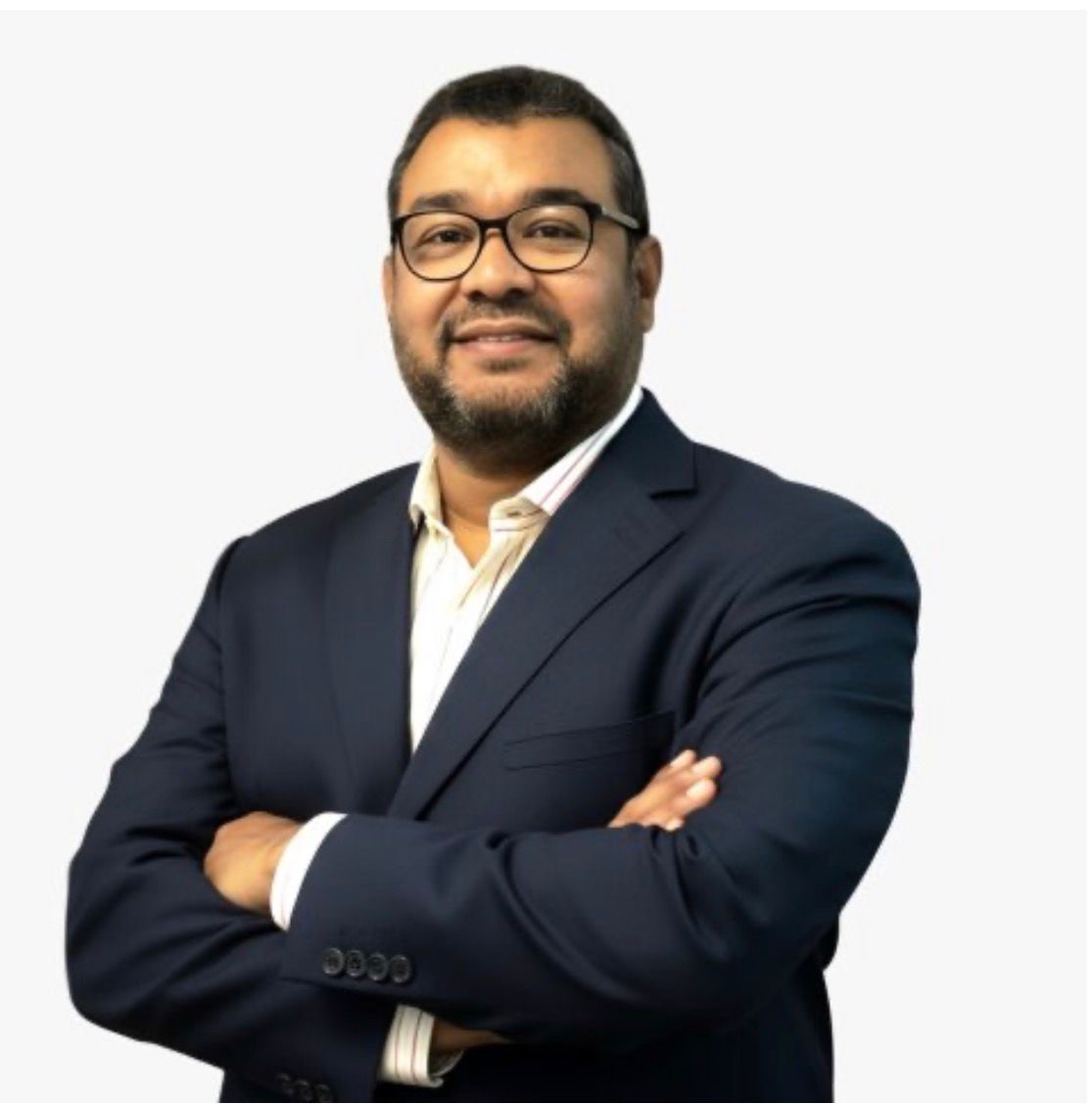 Gran Alianza por las Humanidades anuncia a Eulogio Silverio como candidato Decanato Facultad de Humanidades UASD, para segunda vuelta electoral.