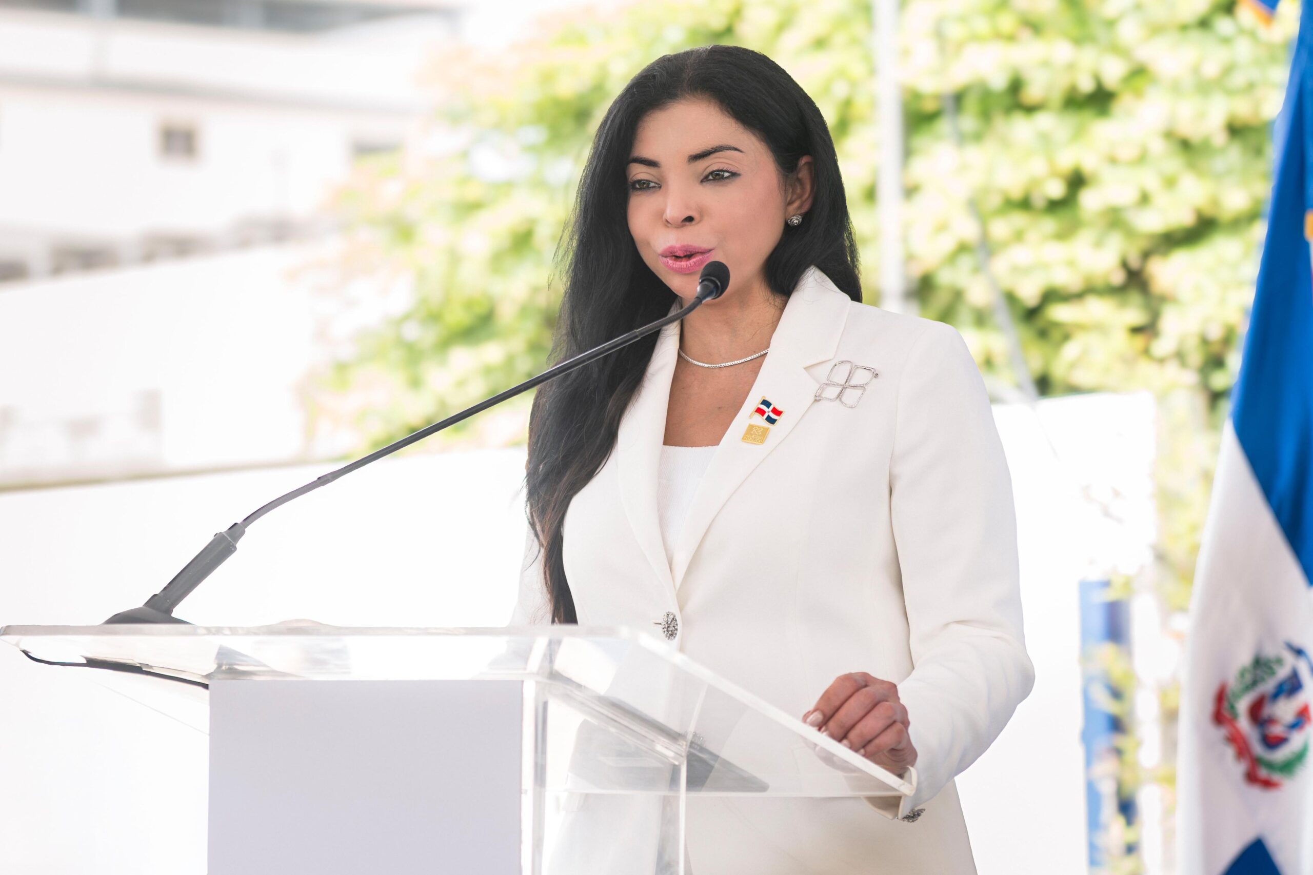 Yeni Berenice reafirma compromiso contra  acto de corrupción.
