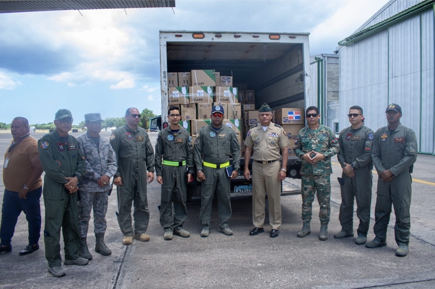 Presidente Luís Abinader dispone envío de importante cargamento de medicamentos a Venezuela.