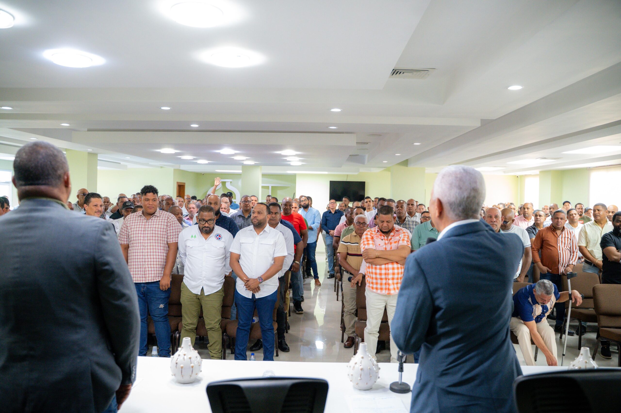 Presidente de FENATRADO destaca gran fortaleza de esa entidad de transporte de carga.