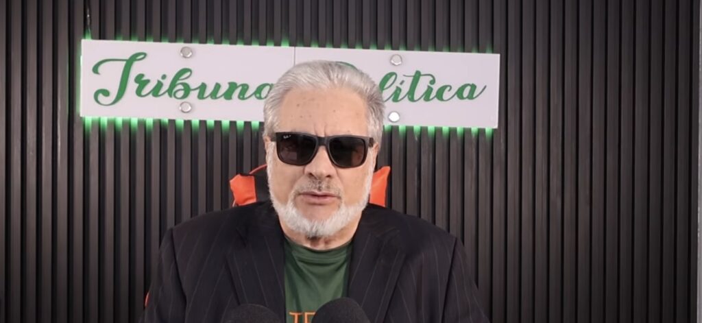 Tribuna Política.