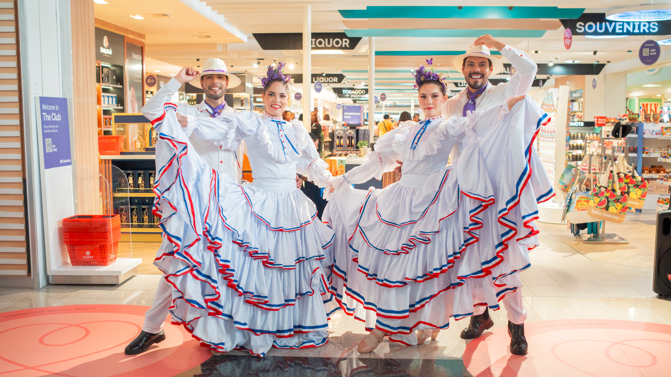 Avolta presenta Reserve & Collect en el Aeropuerto Internacional POP para transformar experiencia de compra .