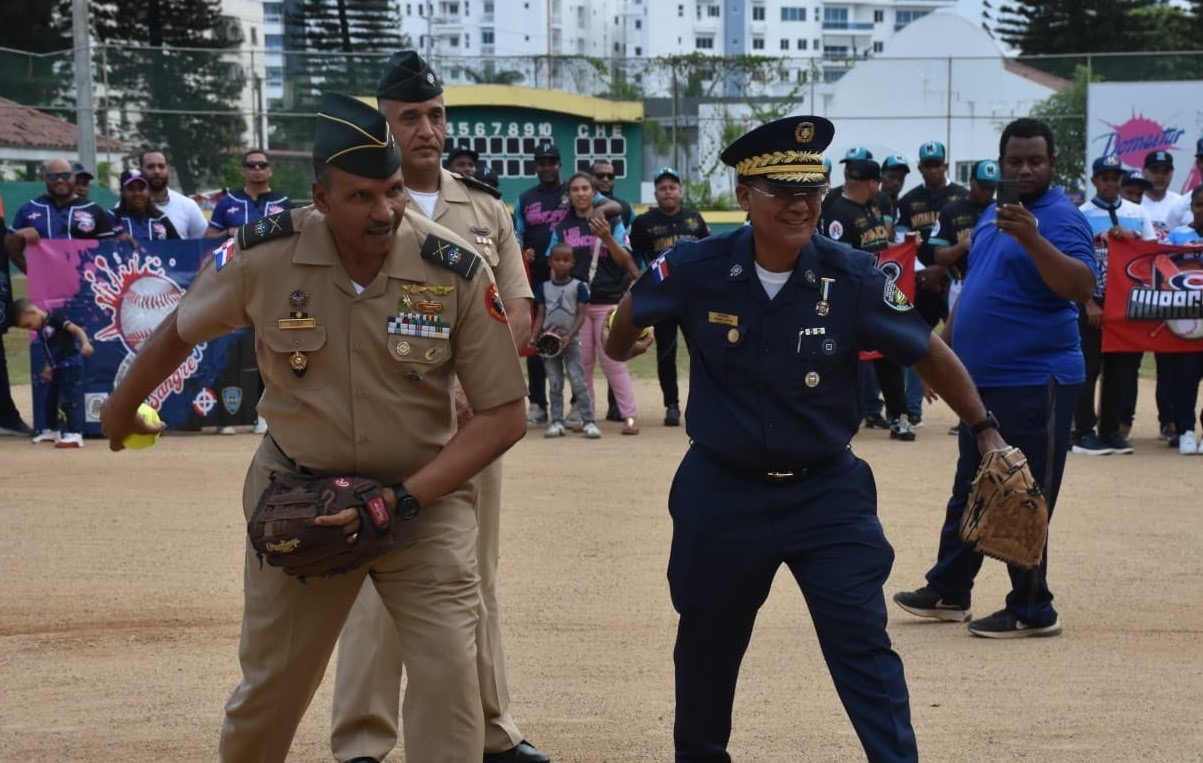 LISOA fortalece la confraternidad entre militares y policías con su nuevo torneo.