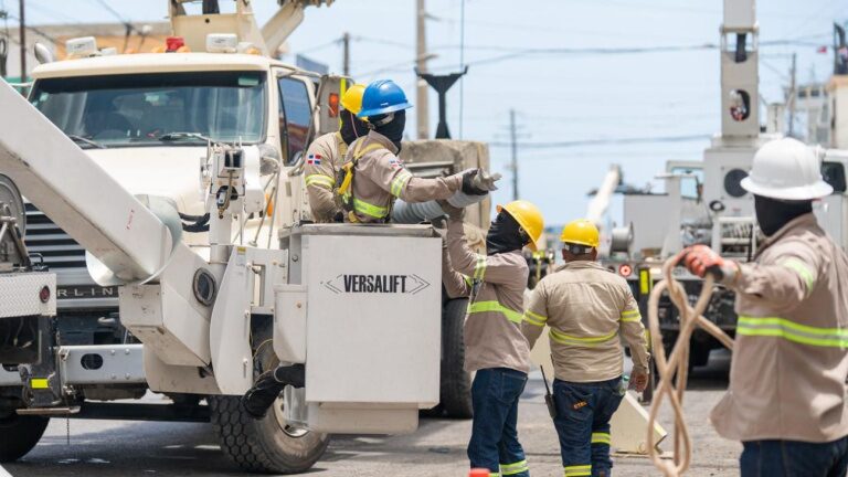 ETED alcanza 95 % de avance en estructuras del proyecto de reconducción línea en Puerto Plata