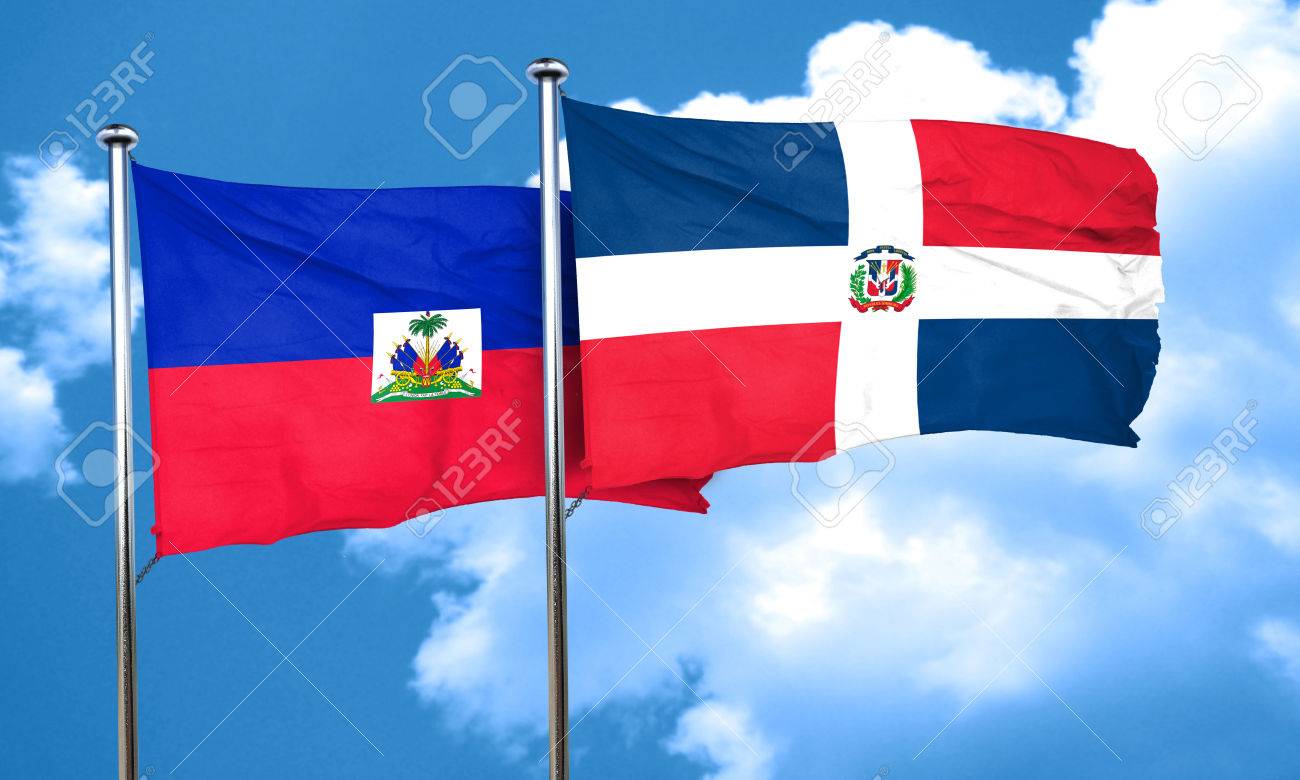 Dos banderas rotas por la ira.