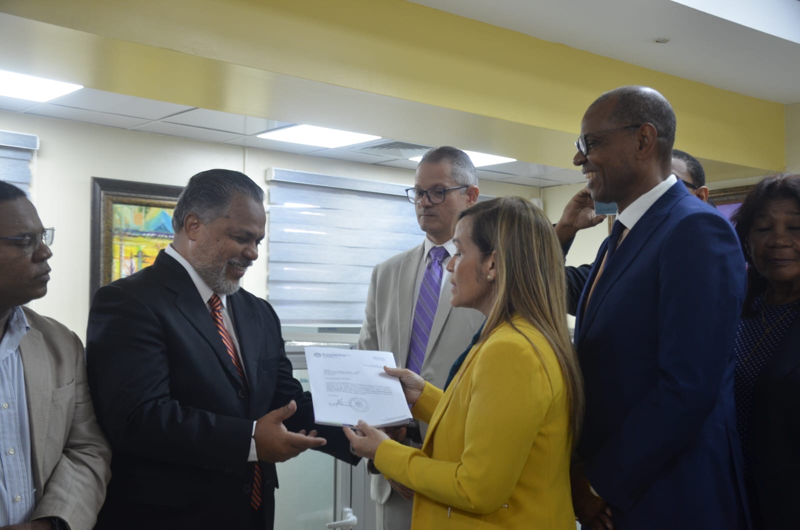 Raúl Hernández asume la Dirección de Relaciones Públicas e Internacionales de la UASD.