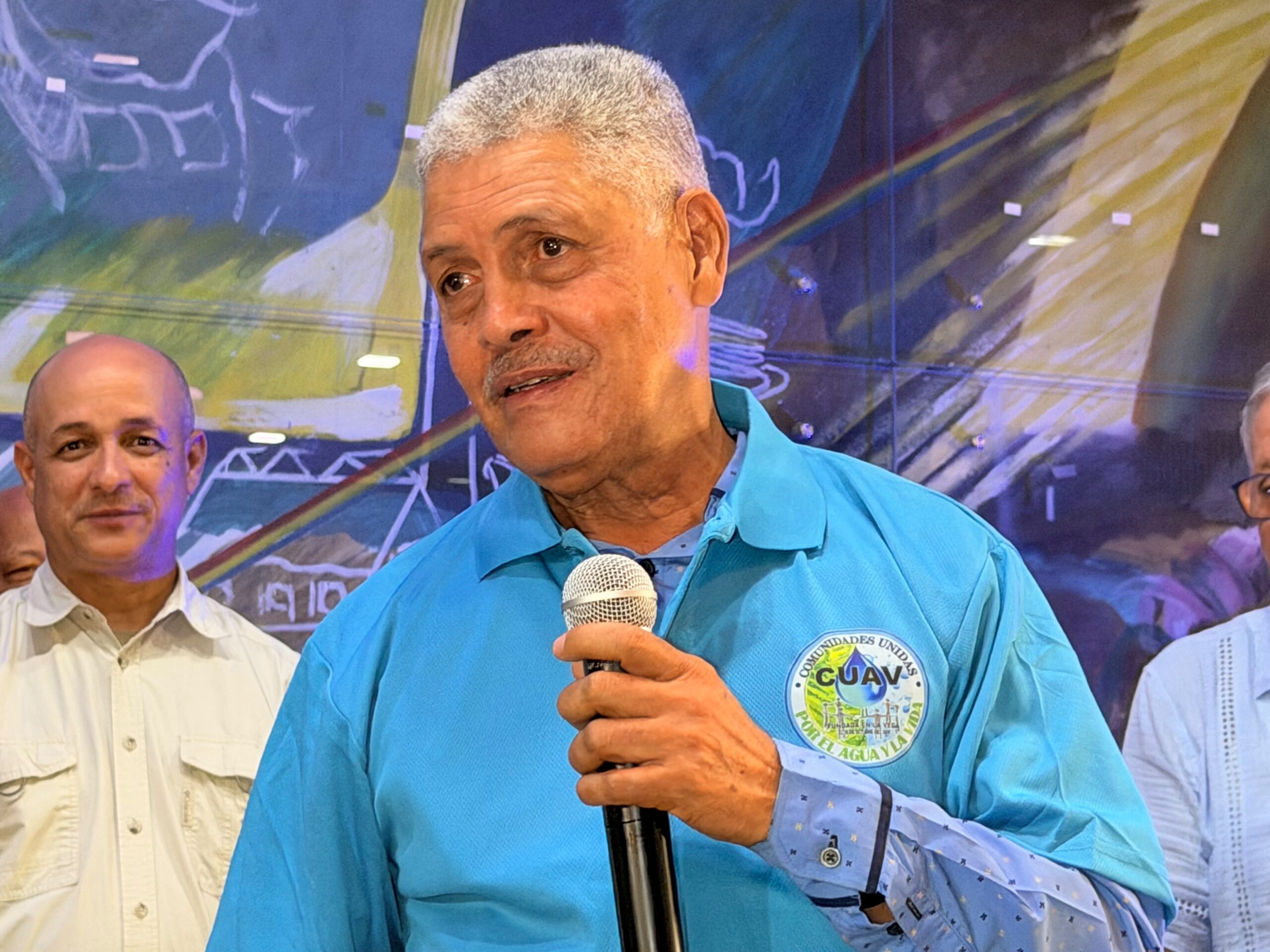 UASD acoge presentación de la obra Trinchera de Ternura.
