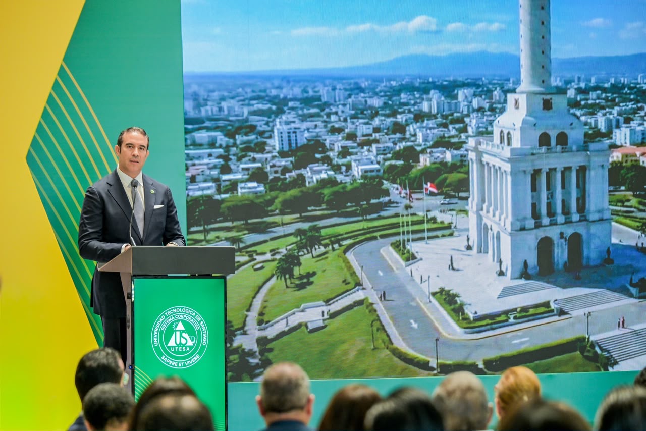UTESA presenta la visión del Distrito de Innovación de Santiago e inaugura UTESA LAB .