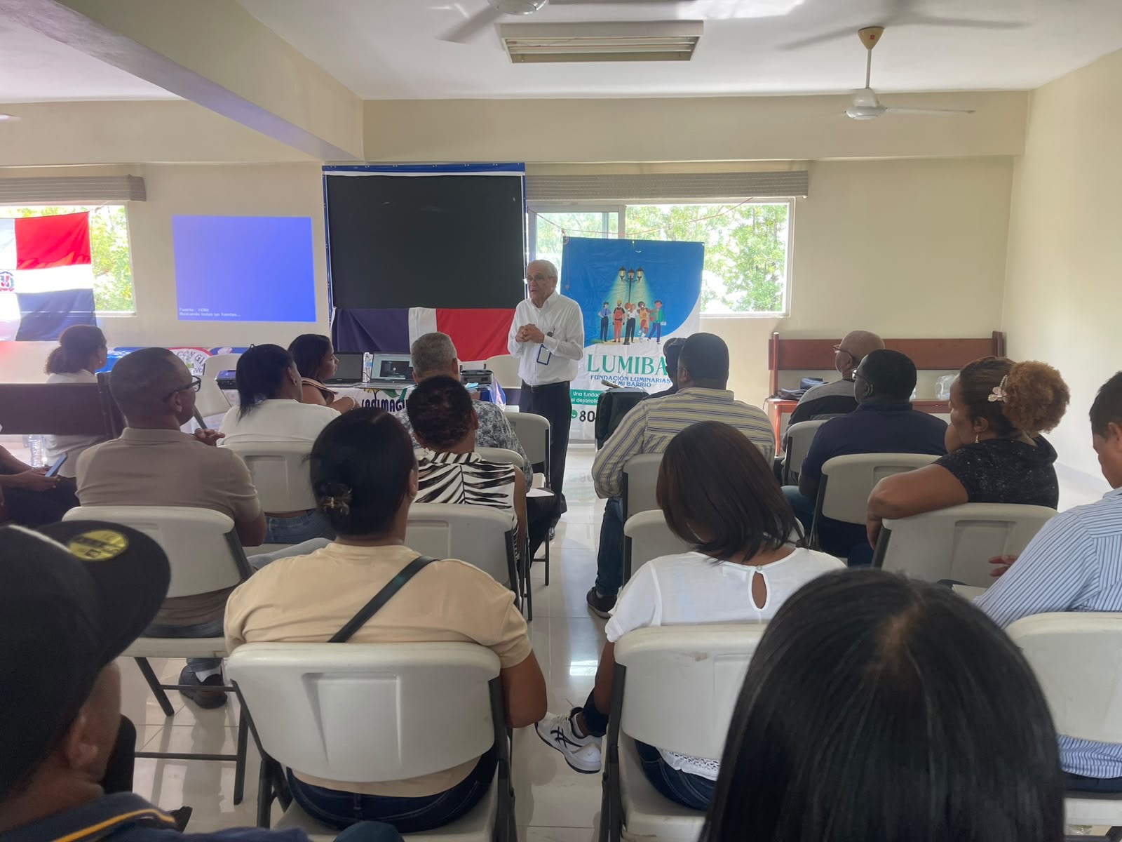 Área VI promueve el cuidado de la salud mental en Los Girasoles.