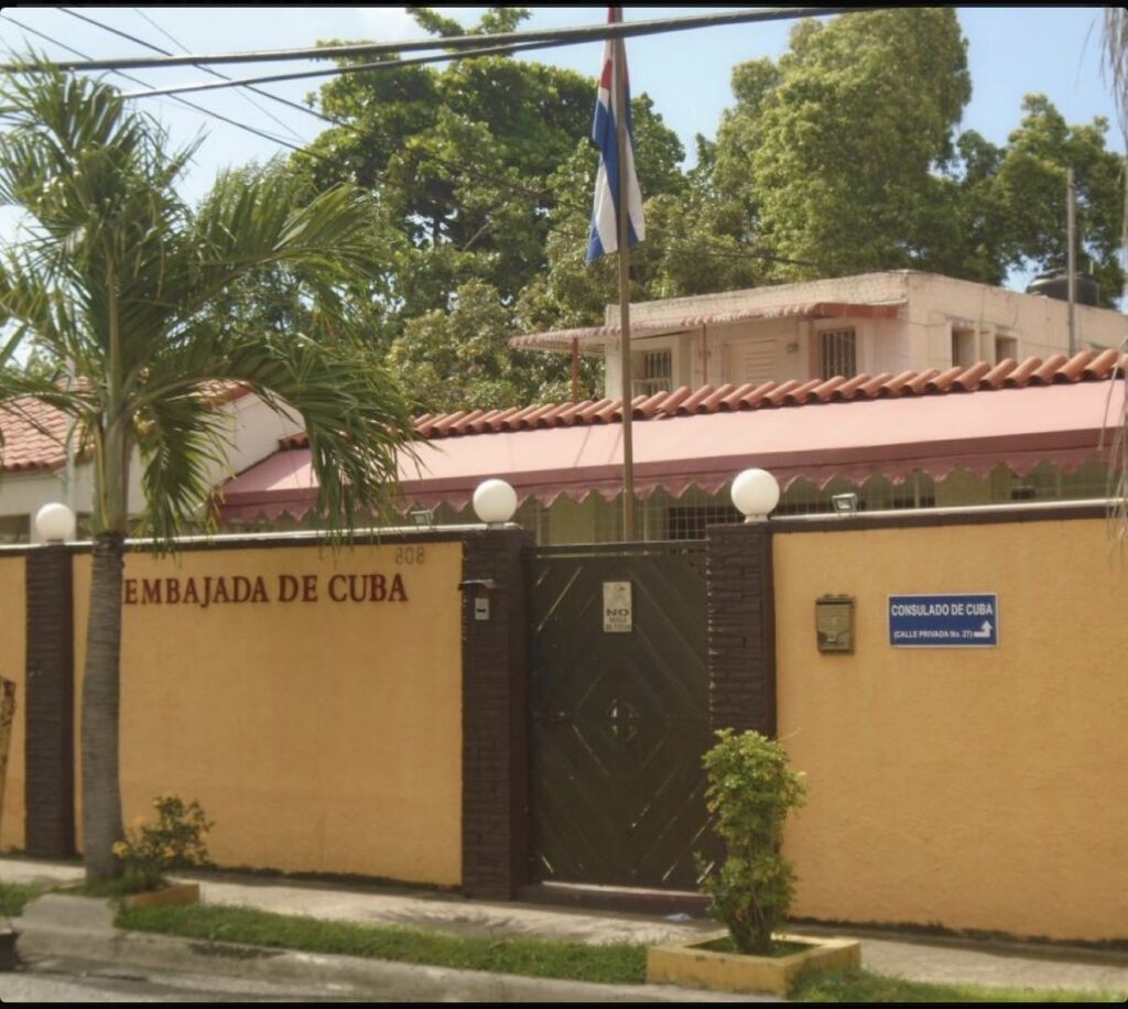 República Dominicana expulsa 9 cubanos.