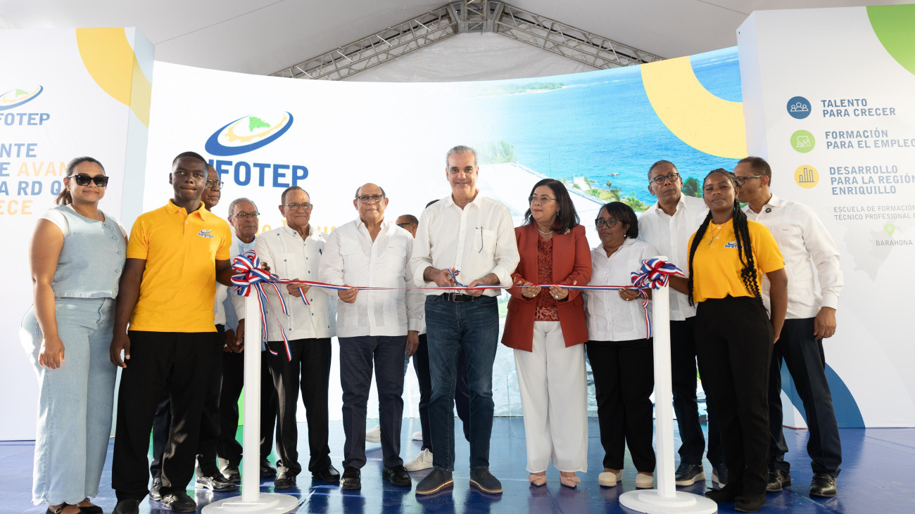 Edgar Féliz destaca obras entregadas por Abinader en Barahona e Independencia.