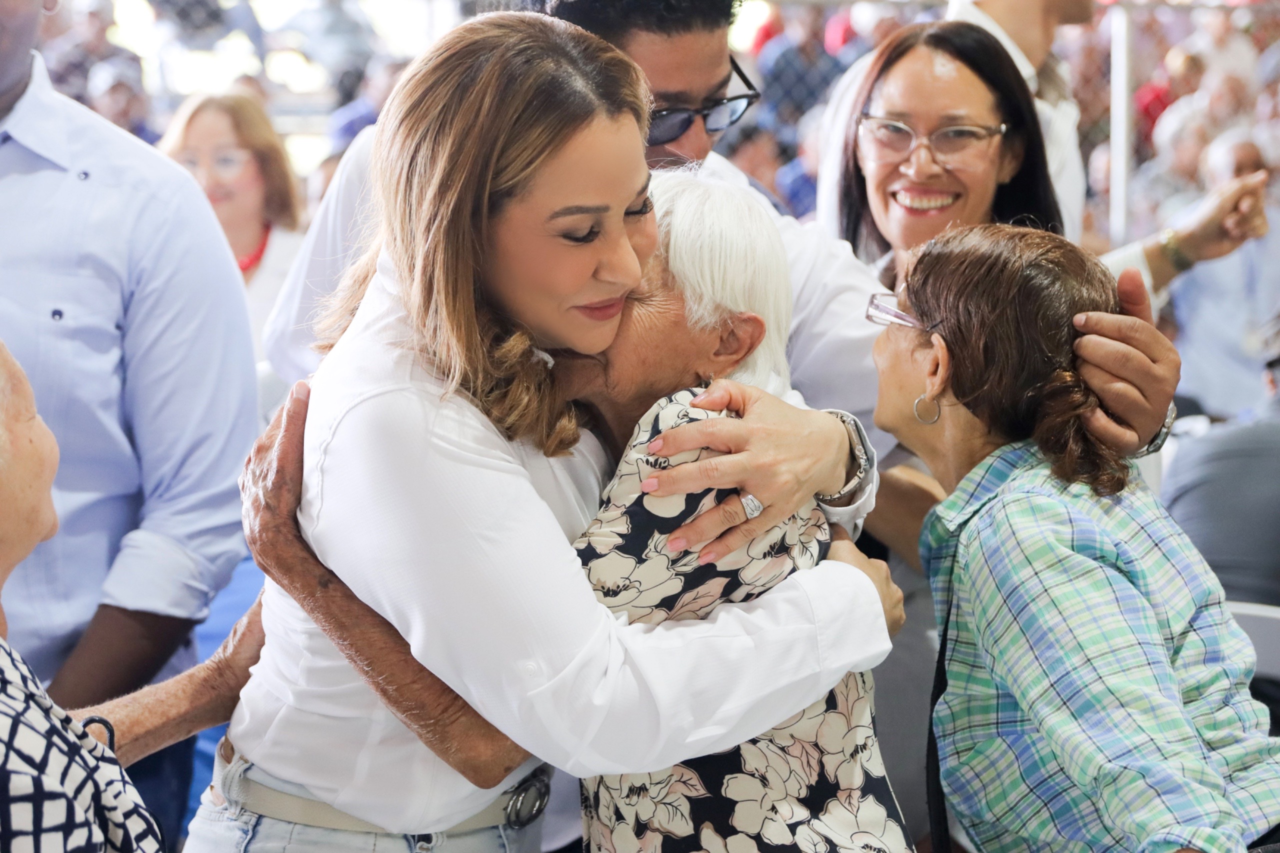 Supérate lleva protección social a más de 14,000 hogares en San José de Ocoa.