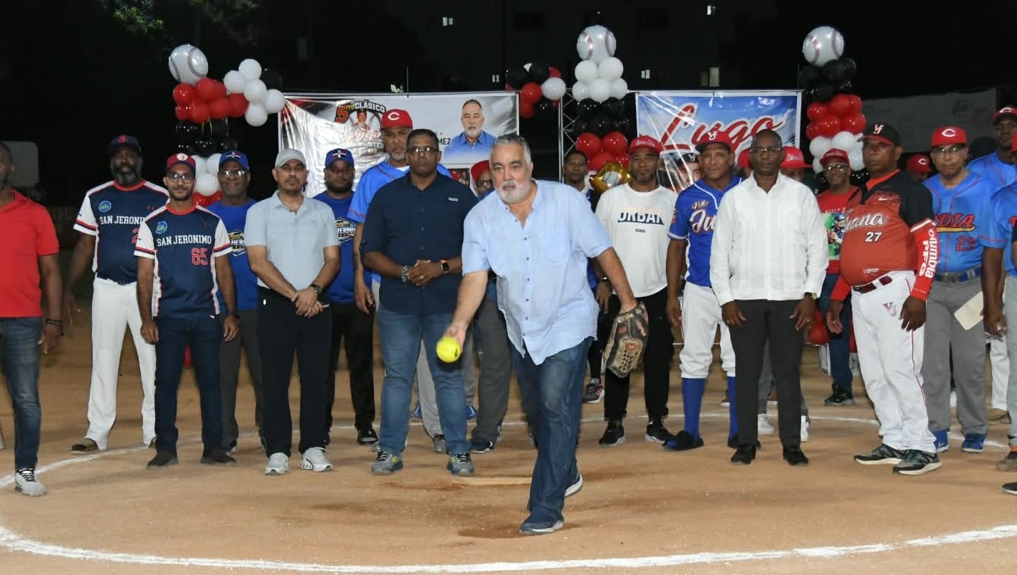 Arrancó el V Clásico Julio Lugo de Softbol   aquí los resultados de los partidos .