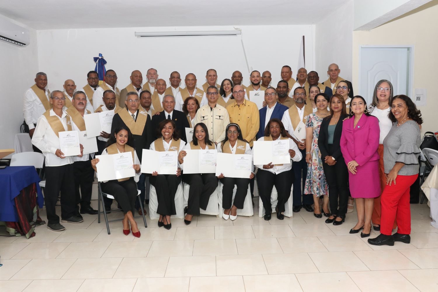 INFOTEP y CDP fortalecen formación de comunicadores en La Vega.