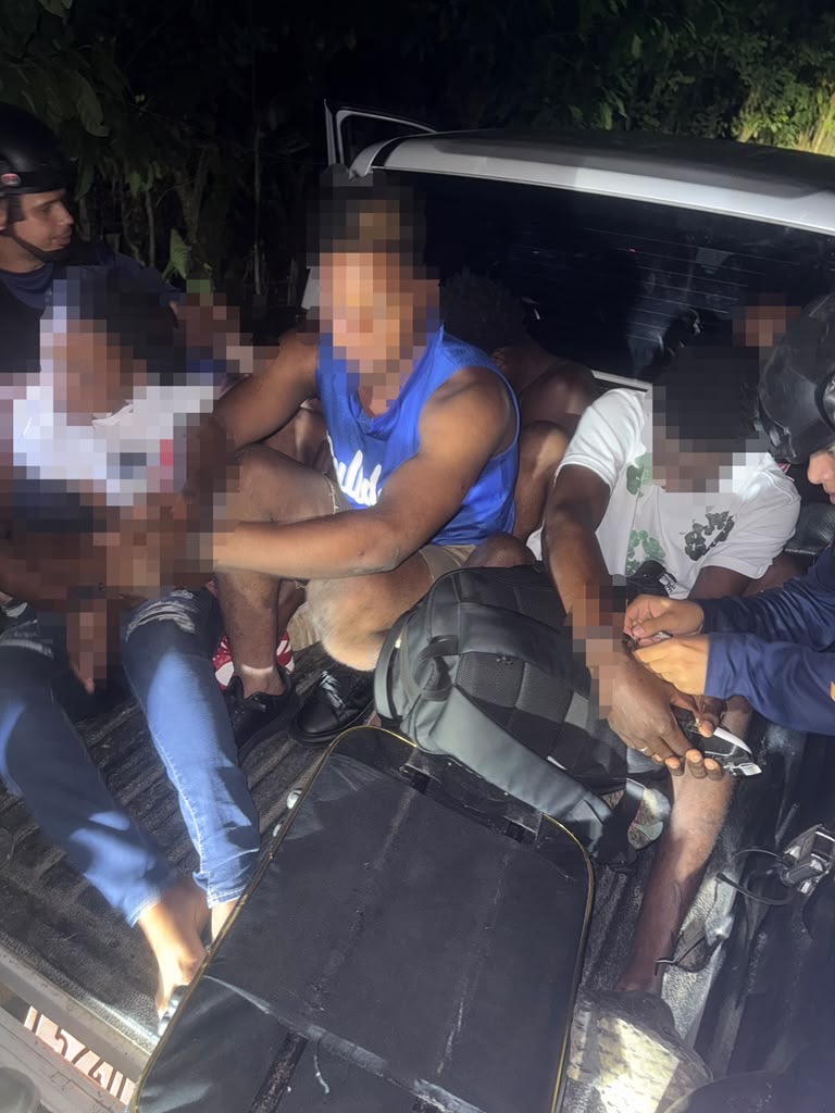 Amplio despliegue de Migración en Tenares.