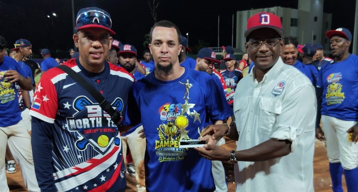 95 North-Cristo Fe se corona en Júnior B; supera a los Mellos en el tercer juego de la serie final .