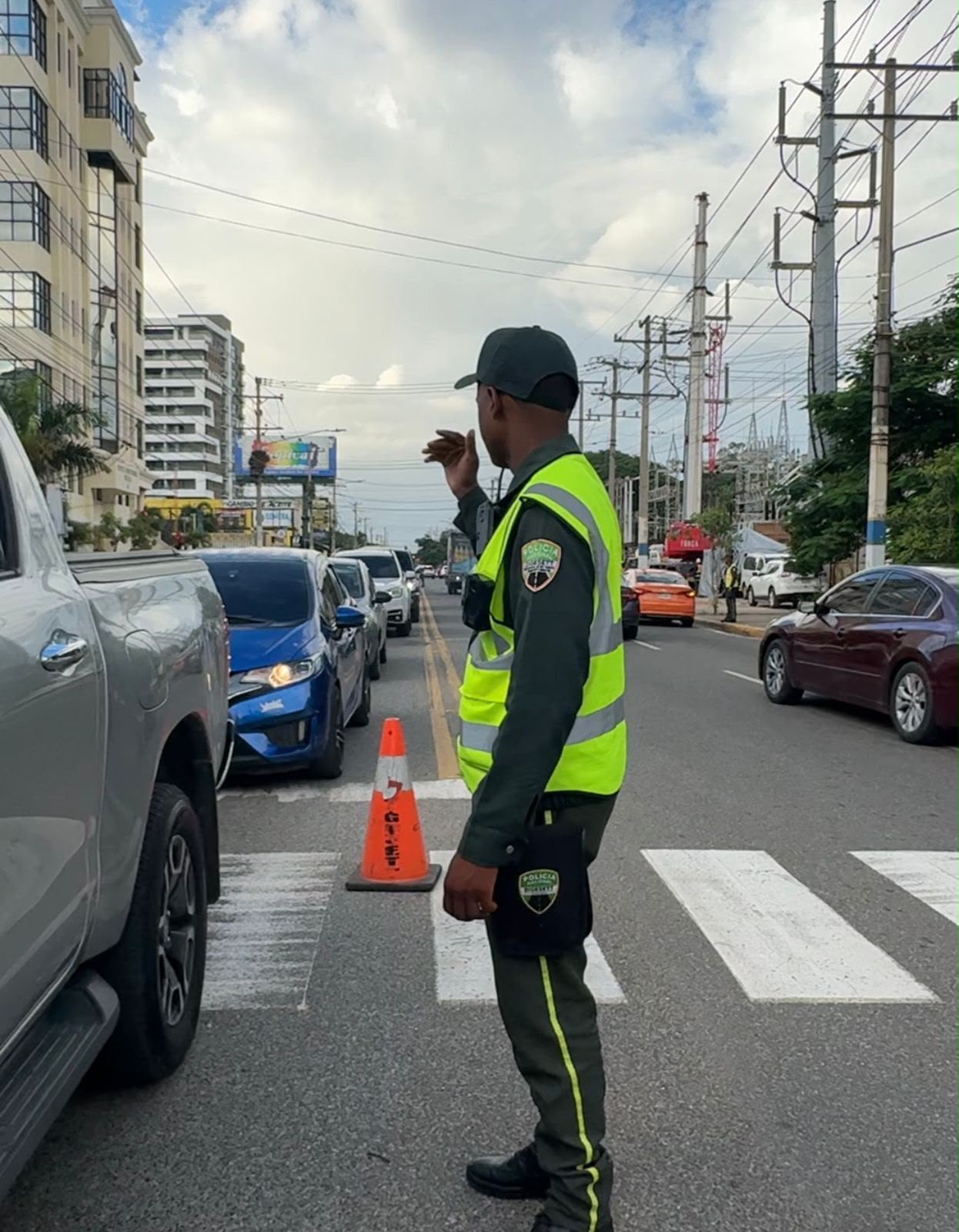 DIGESETT despliega agentes para garantizar la movilidad durante actividades en el Centro Olímpico, Plaza de la Cultura y carreteras  .