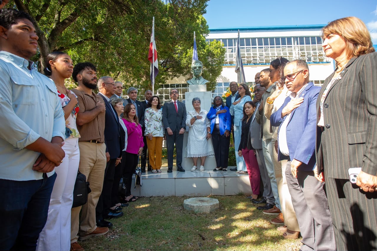UASD conmemora 56 aniversario del asesinato de Amín Abel Hasbún y reivindica su legado universitario.