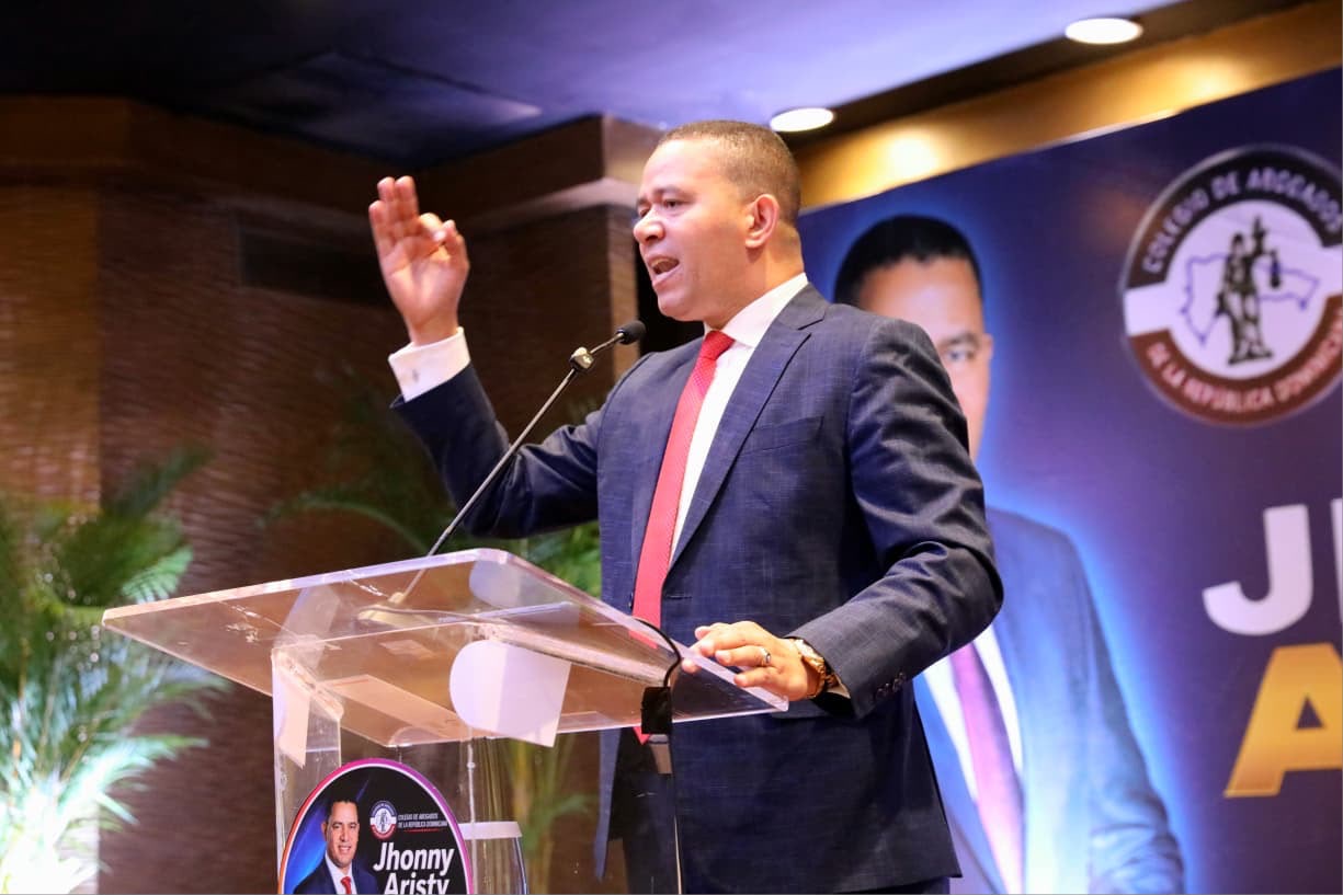 A 72 días de las elecciones del Colegio de Abogados, Jhonny Aristy pide al PRM asumir candidatura institucional.