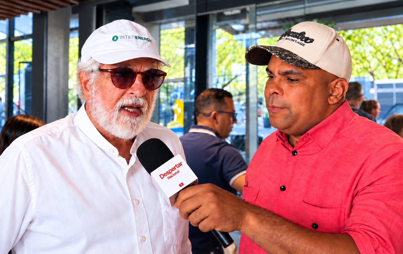 González Bunster ve en el transporte eléctrico de carga una vía de ahorro para RD.