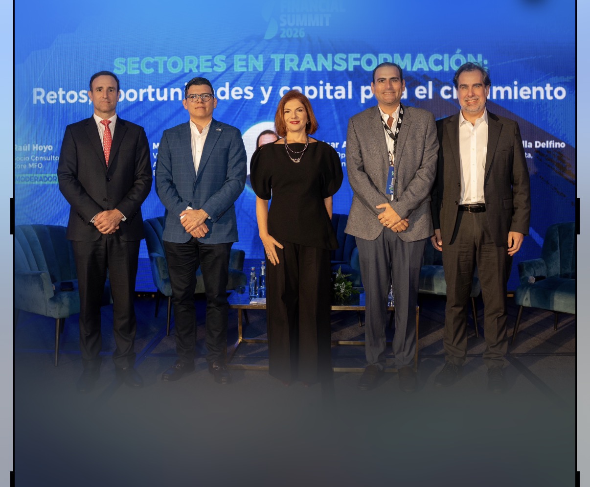 Expertos analizan los retos económicos.