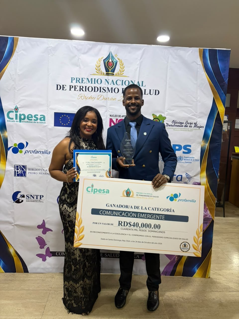 Ana Inoa y Max Figueroa ganan el primer lugar del Premio Nacional de Periodismo en Salud